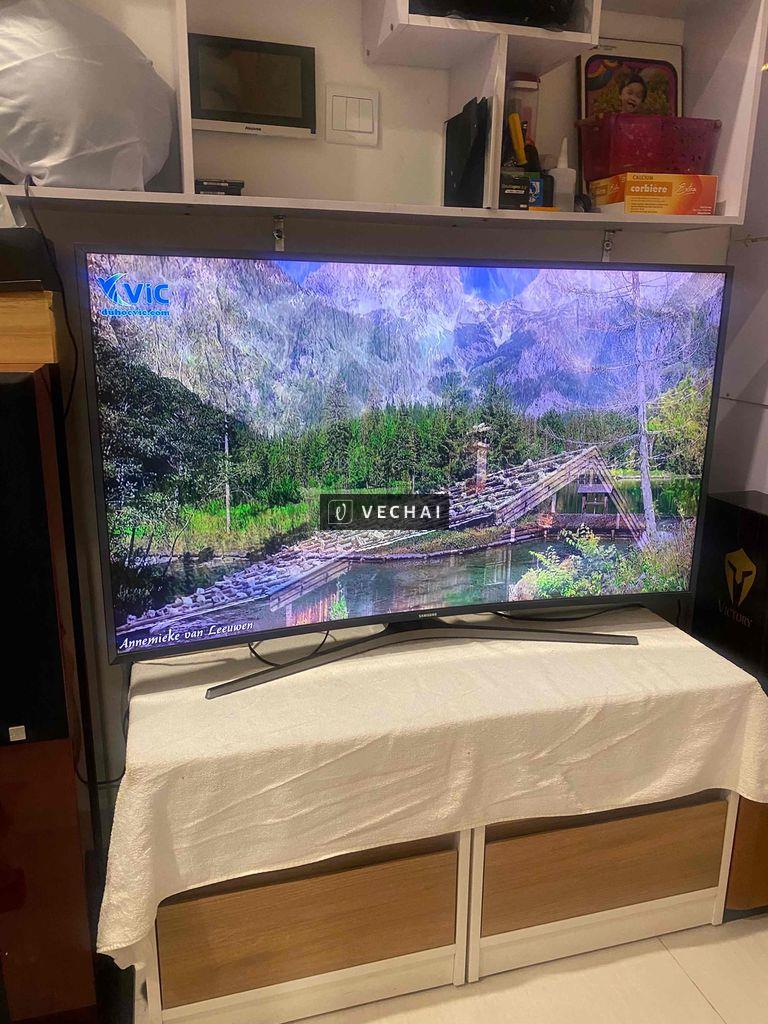 Tivi Samsung màn hình cong 43inch 4K