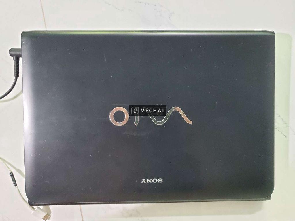 Cần bán Xác laptop sony vaio như hình .