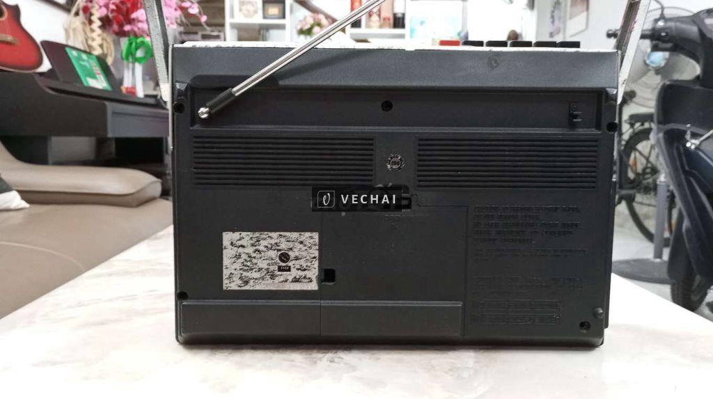 Radio cassette hiệu JVC model 9425s