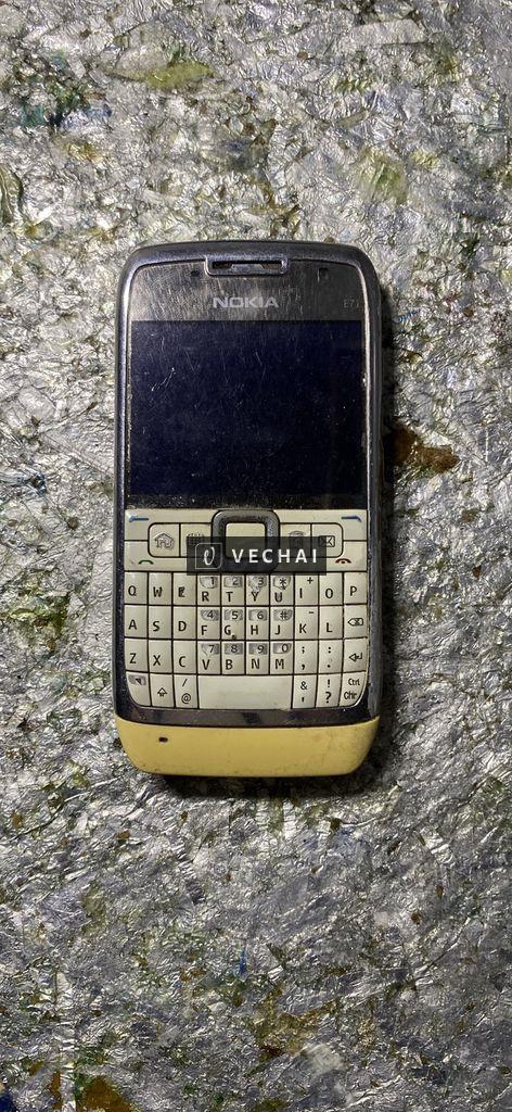 Nokia E71 bán xác