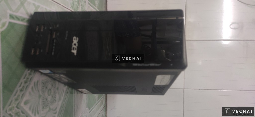 Cần bán 4 bộ máy tính như hình.