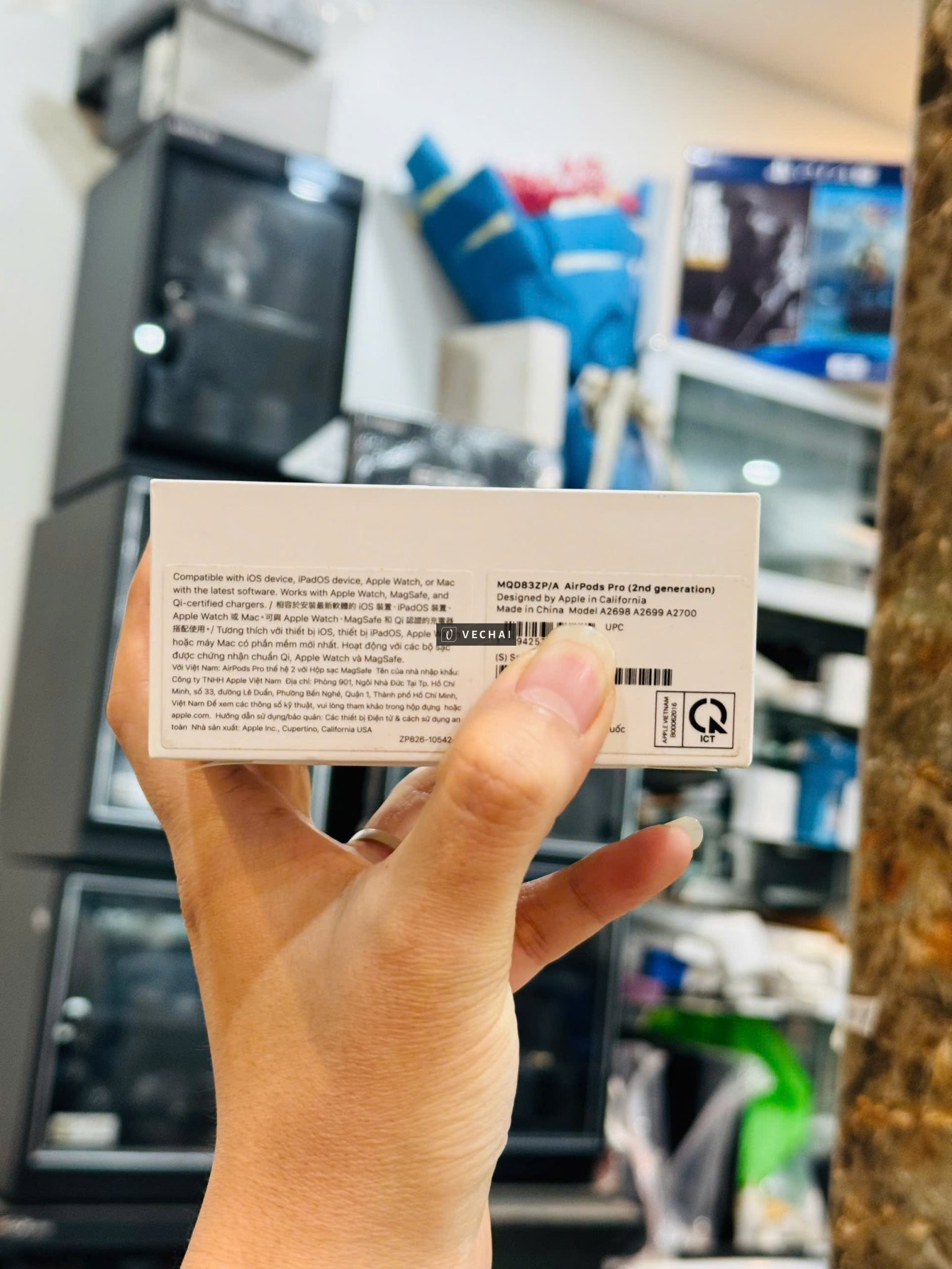 AIRPODS PRO 2 LIGHTNING CHÍNH HÃNG XUẤT FPT SHOP MỚI LẤY NGUYÊN SEAL
