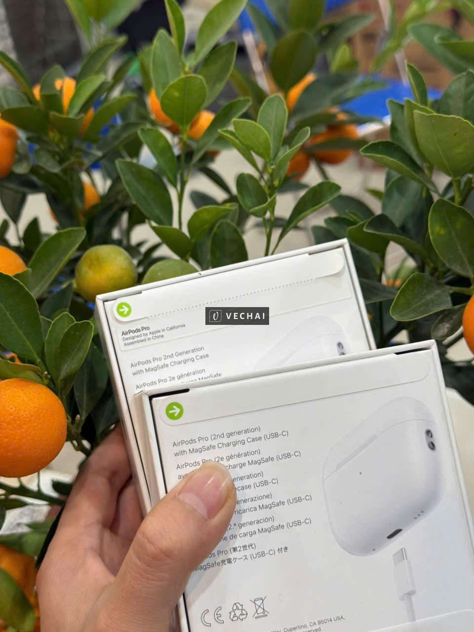CÒN DƯ 2 CHIẾC AIRPODS PRO L VÀ C THANH LÝ NỐT LẤY TIỀN ĂN TẾT