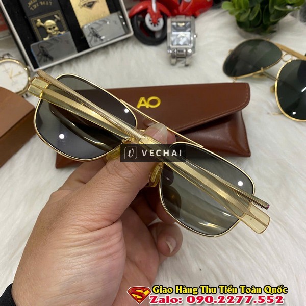 Kính Cơn Mỹ Bọc Vàng 12GF Chính Hãng Đời 1950