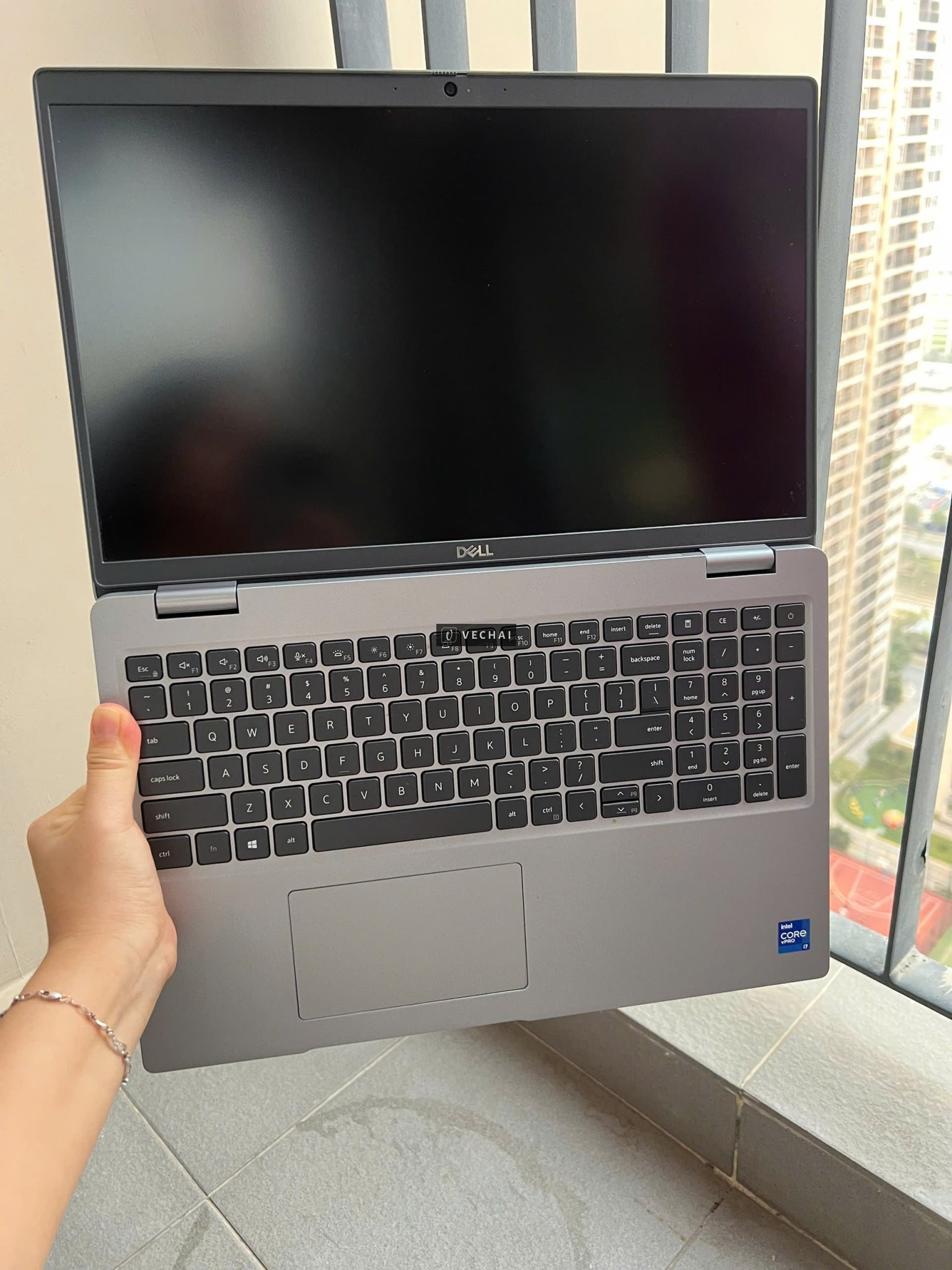 Dell Latitude 5520 Core i7-1185G7 16GB SSD 512GB 15.6 FHD Window 11pro