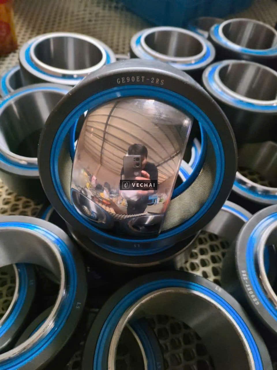 Chuyên gia  tư vấn, cung cấp các loại bạc tự bôi trơn, bạc đồng tiết dầu