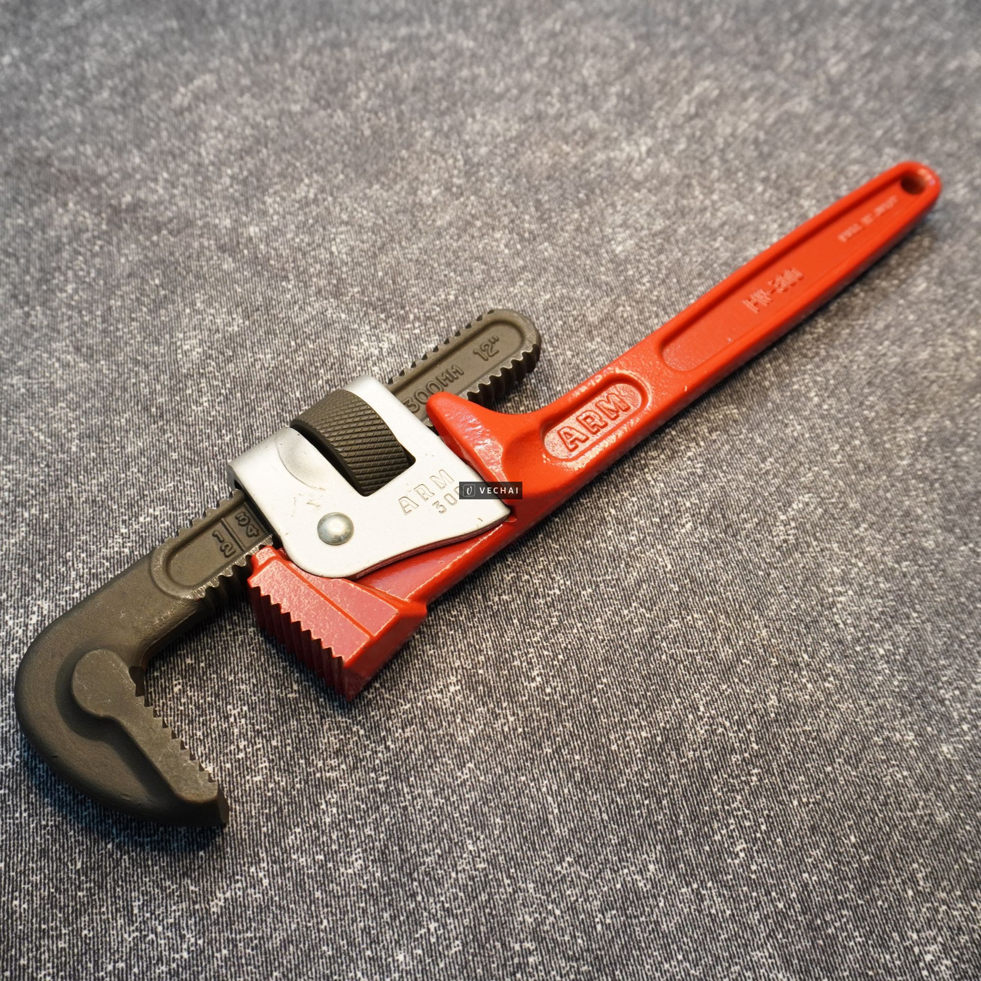 Mỏ lết răng ARM PW-300 Nhật Bản