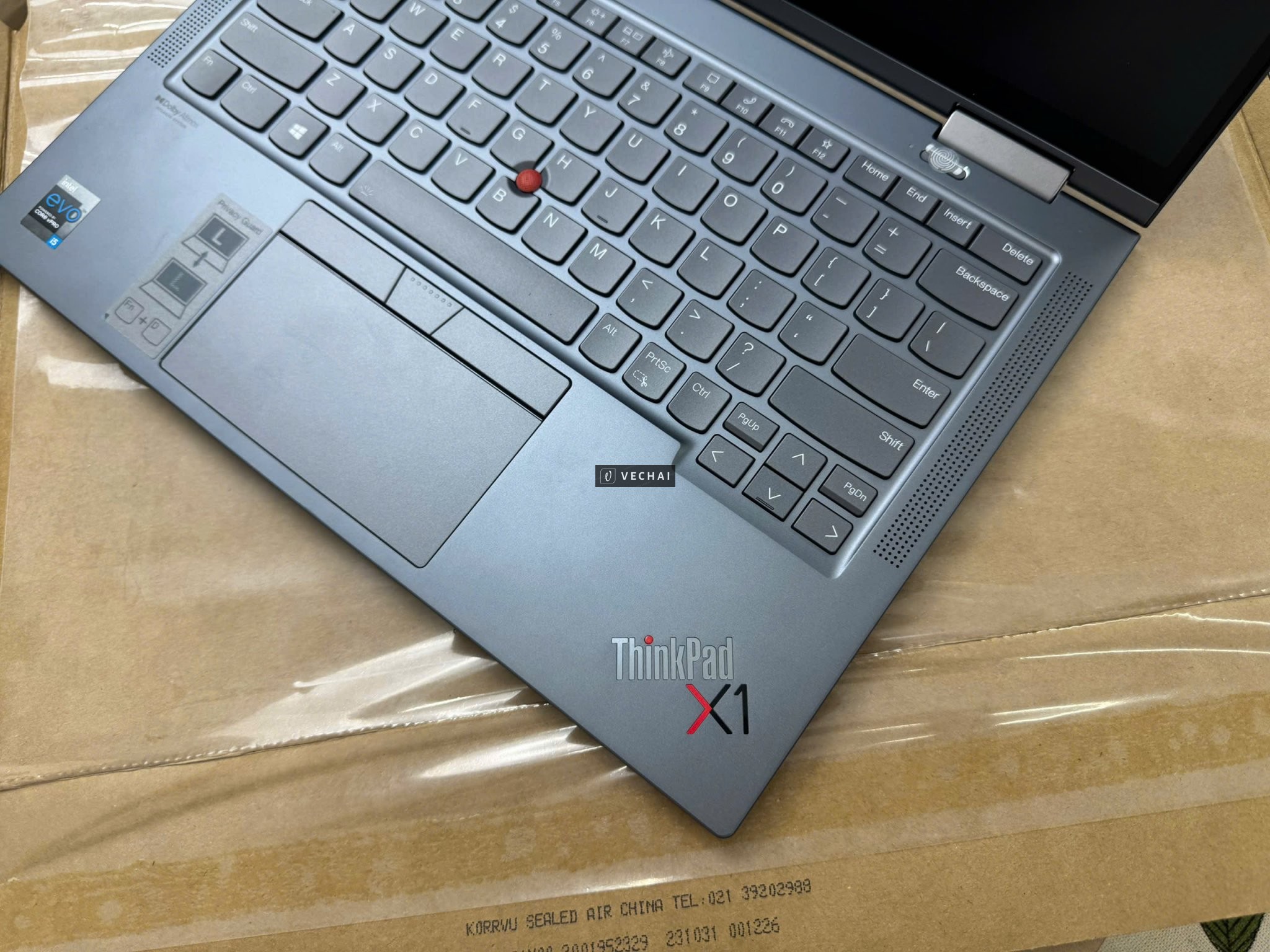 Thinkpad X1 Yoga Gen 6 Kèm Bút   i5 1145G7/ 16GB/ 512GB/ FHD+ Touch/ Cam IR led vân/ pin sạc 3 lần