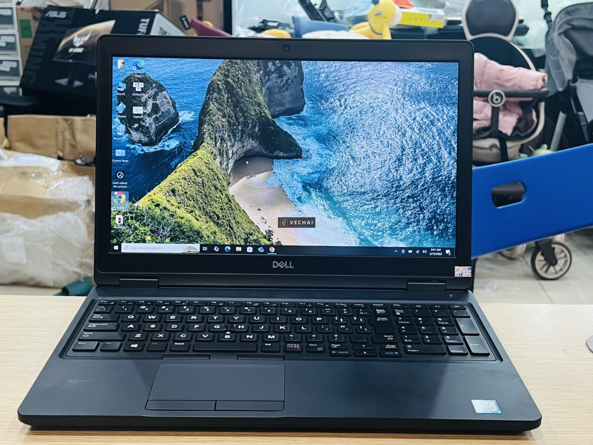 Laptop Dell Latitude 5590 – Dòng Doanh Nhân Cao Cấp – Giá Chỉ 3.200.000đ    Cơ hội sở hữu chiếc