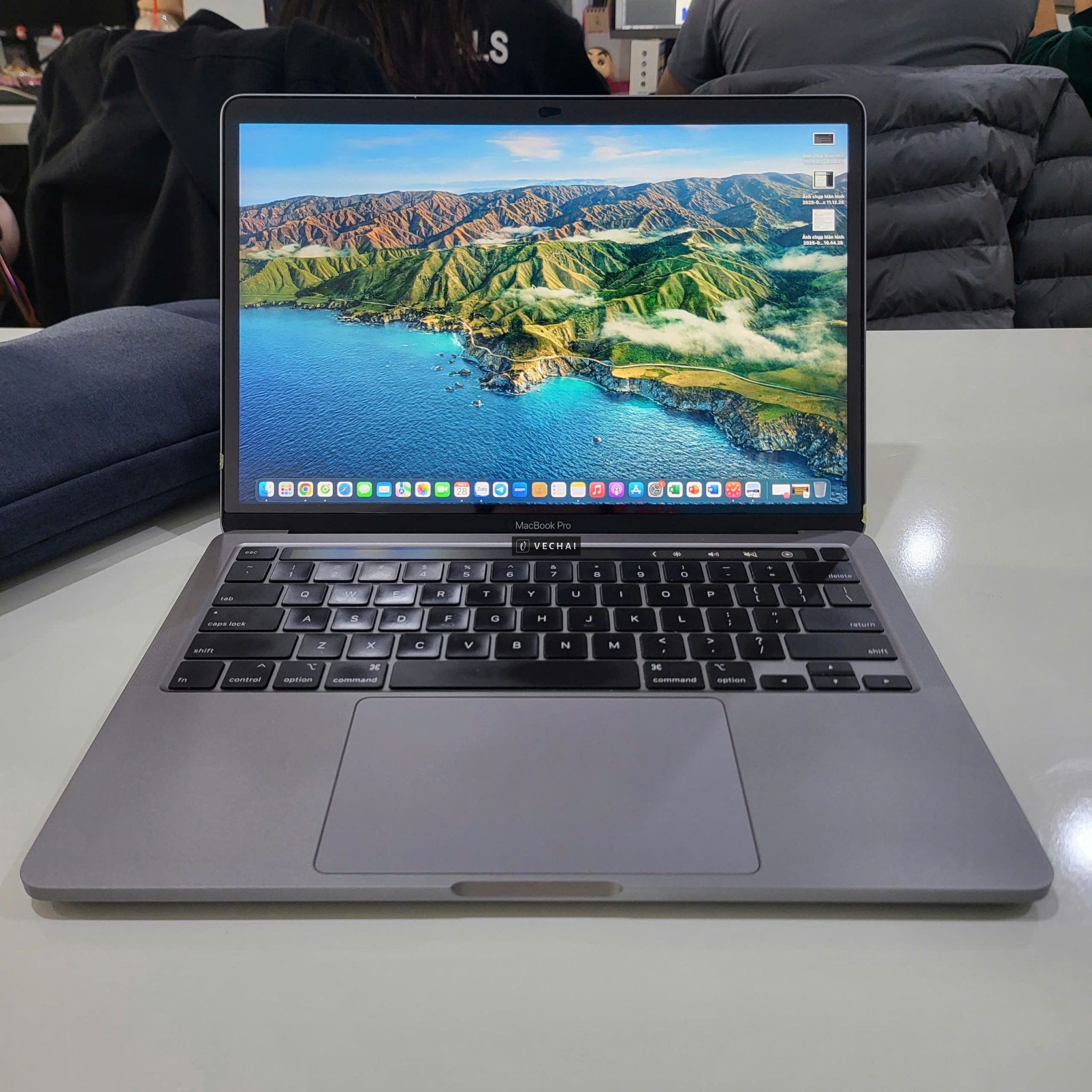 Macbook Pro 2020 13 Chip core i7, Ram 16GB, SSD 512GB Touchbar màu xám Gray