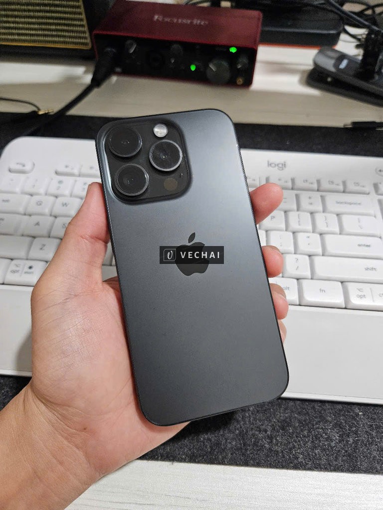 Bán iPhone 15 Pro Đen iCloud Hello máy đẹp ZP/A