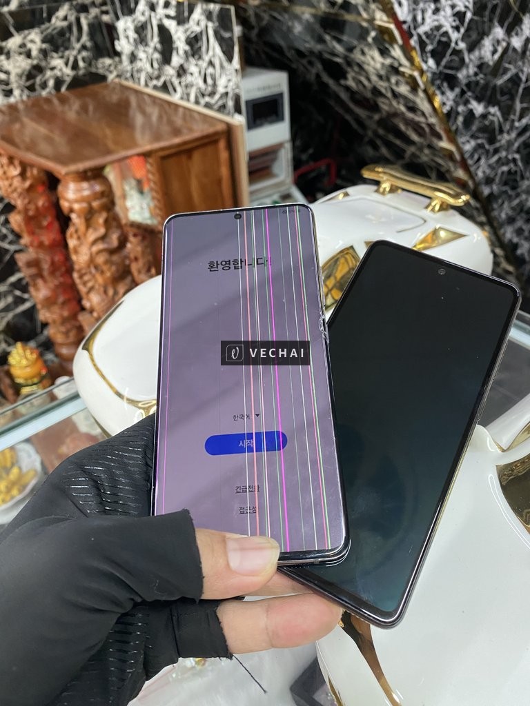 Bán bán 2 cây samsung A82 và A52 5G hư màn