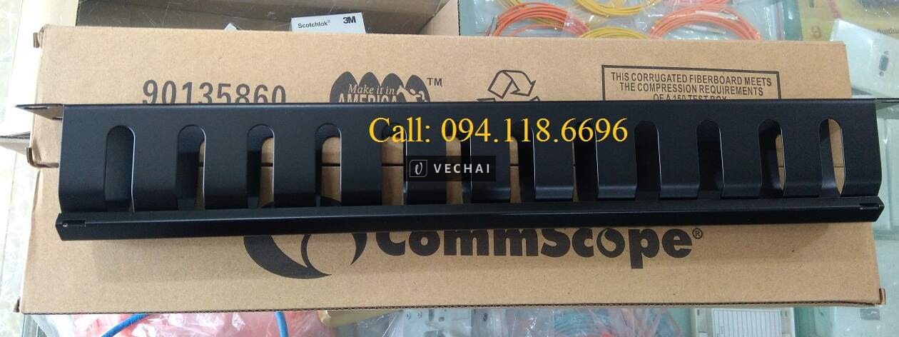Thanh quản lý cáp ngang COMMSCOPE/AMP dùng cho tủ rack, Patch Panel Commscope 24 port Cat6