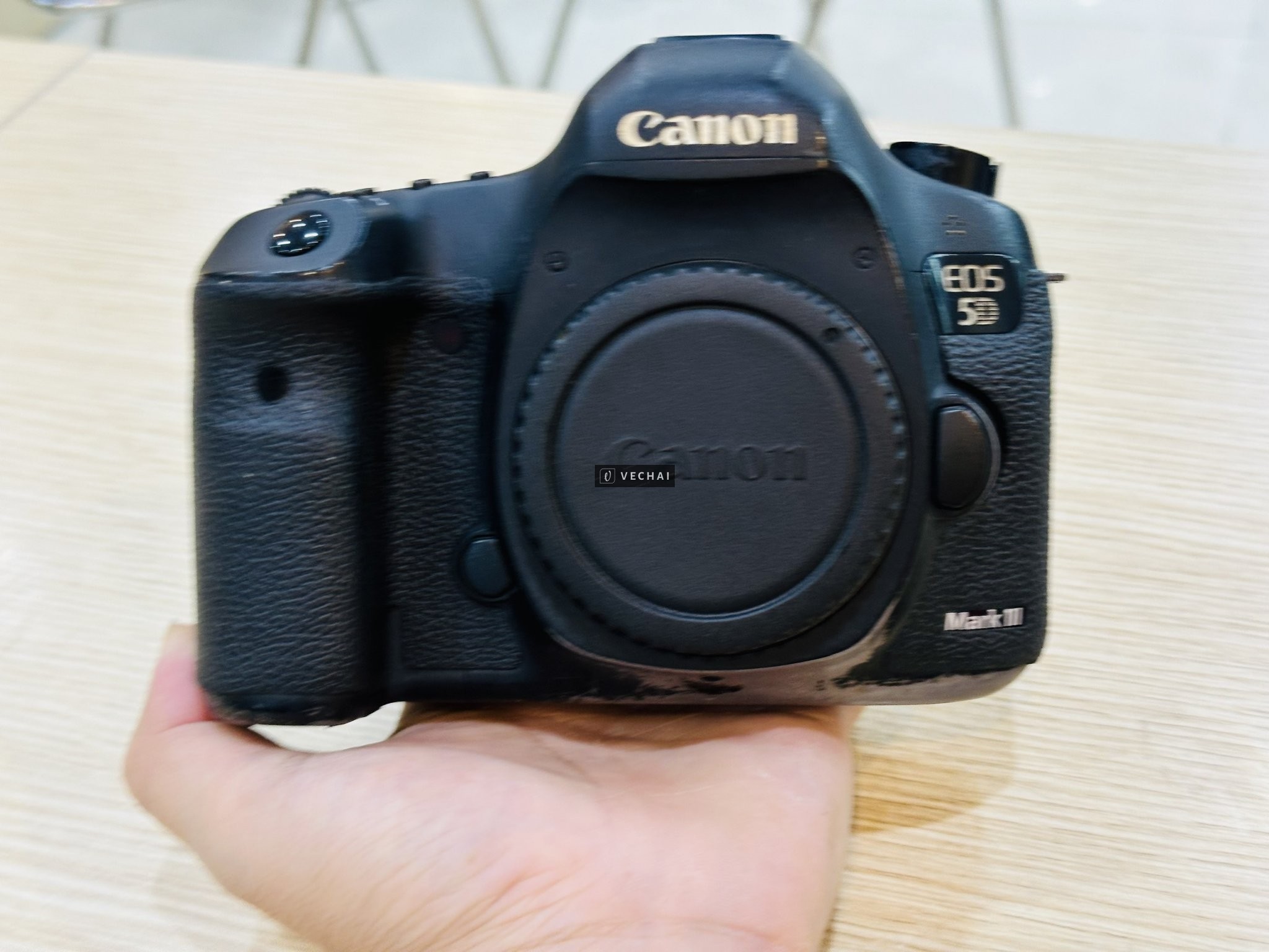 MÁY ẢNH CANON 5D MARK III FULLFRAME THANH LÝ GIÁ RẺ – Tình trạng Màn hình bị sọc nhìn mờ mờ ( như ản