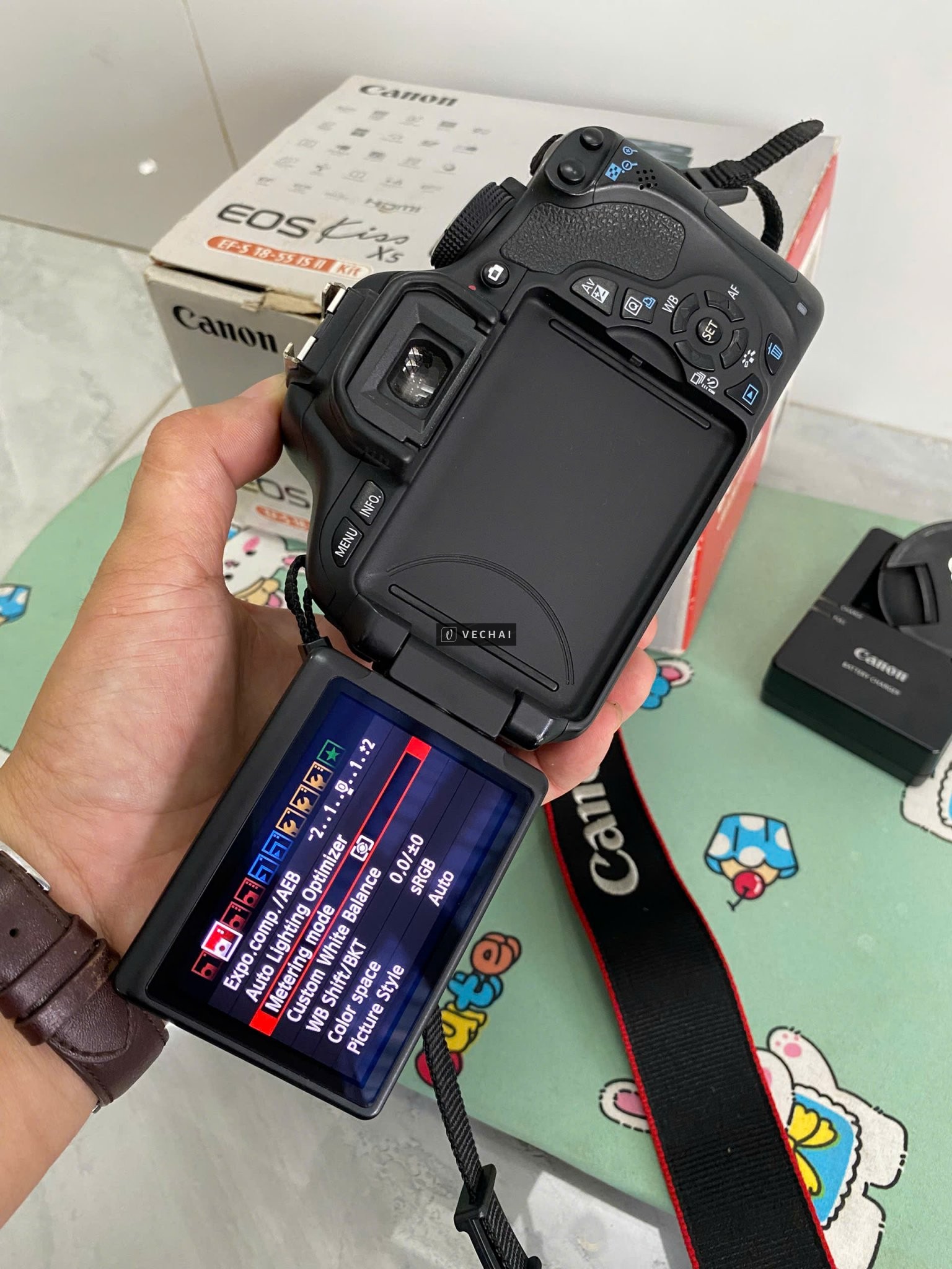 Canon Kiss X5 Lens Kit 18-55mm IS ll cực mới full box