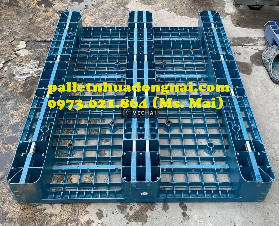 Pallet nhựa cũ bán thanh lý giá rẻ, giao hàng tận nơi