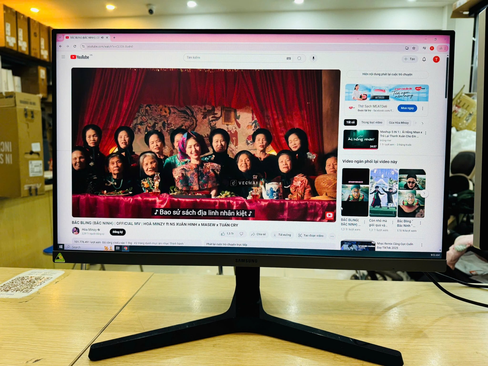 Màn hình Samsung LS24R350 24 inch FullHD 75Hz chính hãng   – Sọc ở giữa như ảnh, từ vết sọc đến bên