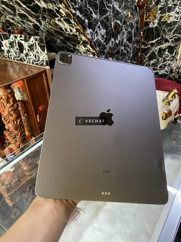 Bán bán cây ipad pro 12.9 nguyên zin hư màn