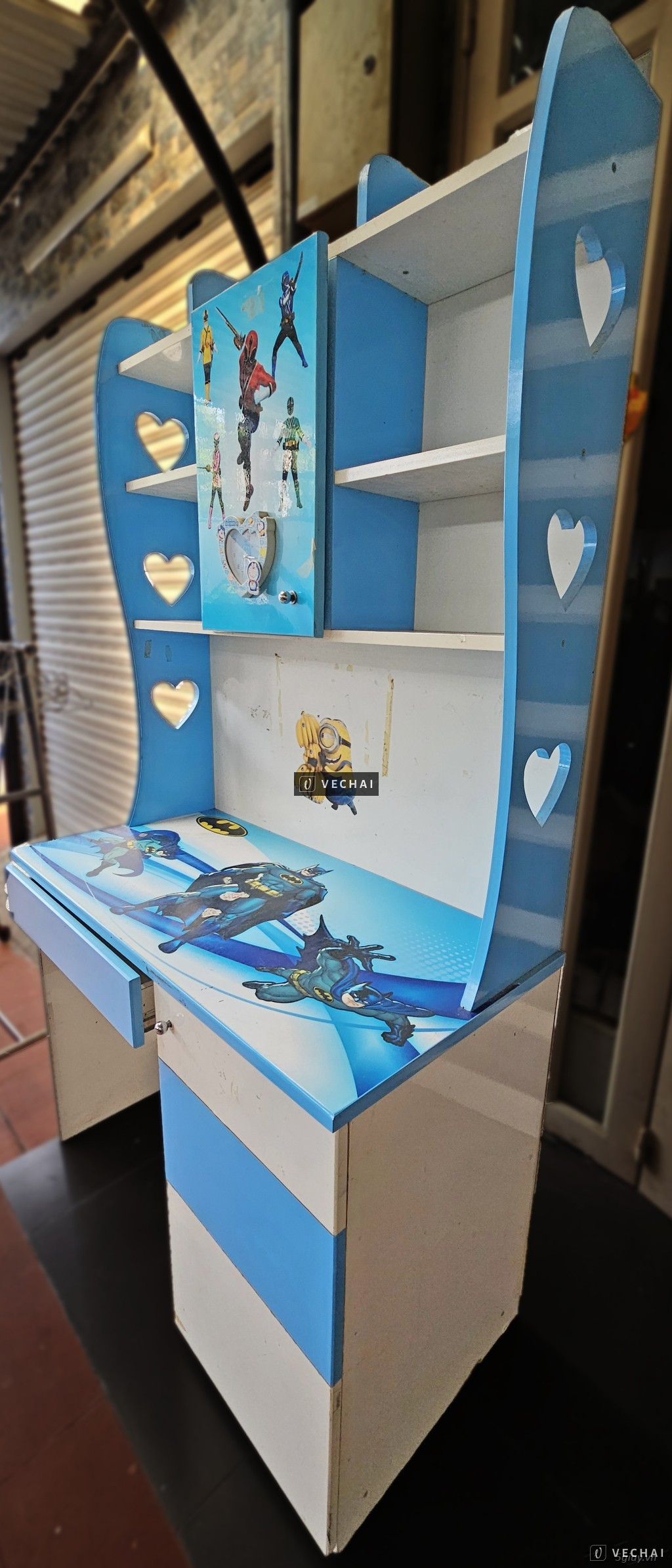 Thanh lý bàn học sinh màu xanh còn mới (hình thật)