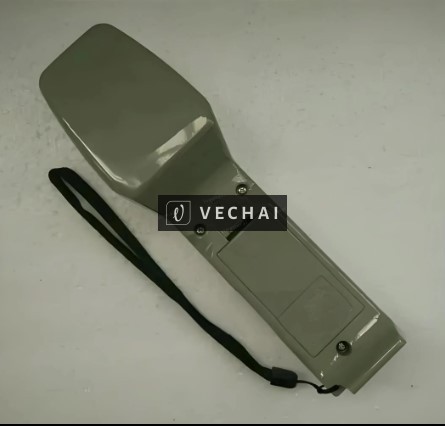 Máy dò và phát hiện kim loại cầm tay mới.