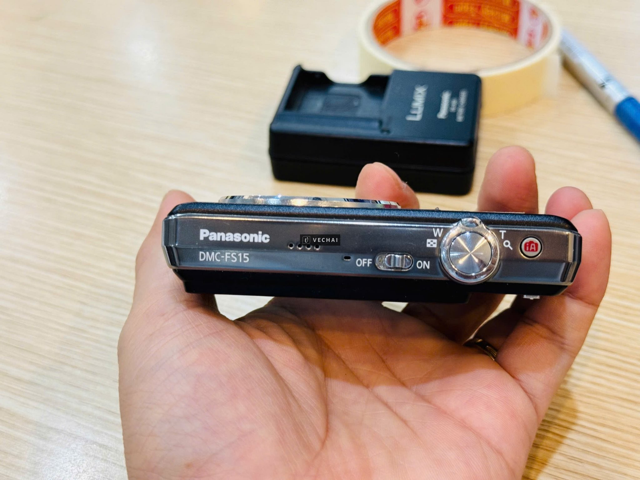 MÁY ẢNH PANASONIC DMC FS15 THANH LÝ GIÁ RẺ – Tình trạng bị kẹt zoom nên em thanh lý lại giá rẻ cho a