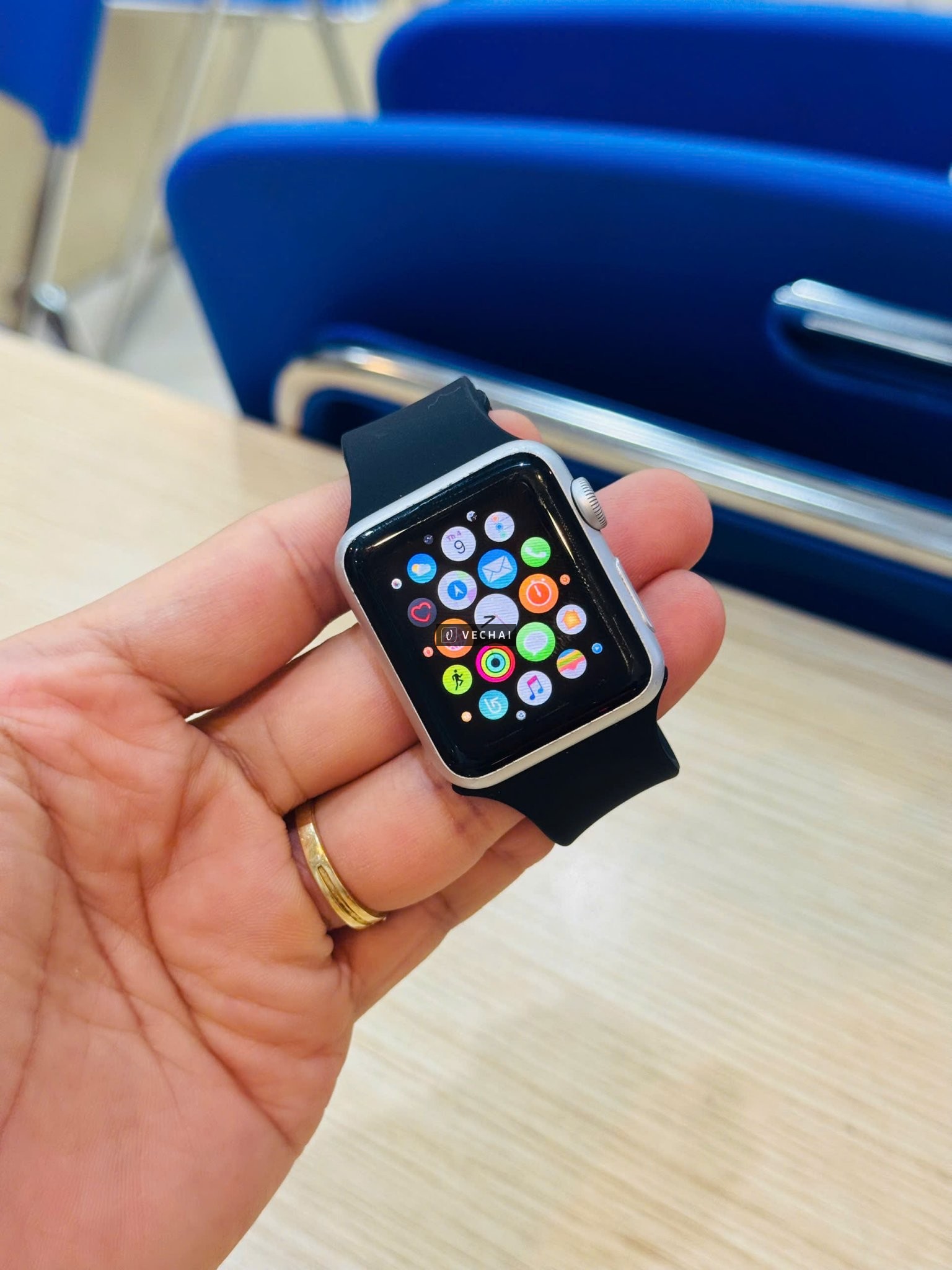 APPLE WATCH 38MM GEN 1 SPORT THANH LÝ GIÁ RẺ CHO ANH EM – em để lại chỉ có 800k cho anh em về kết nố