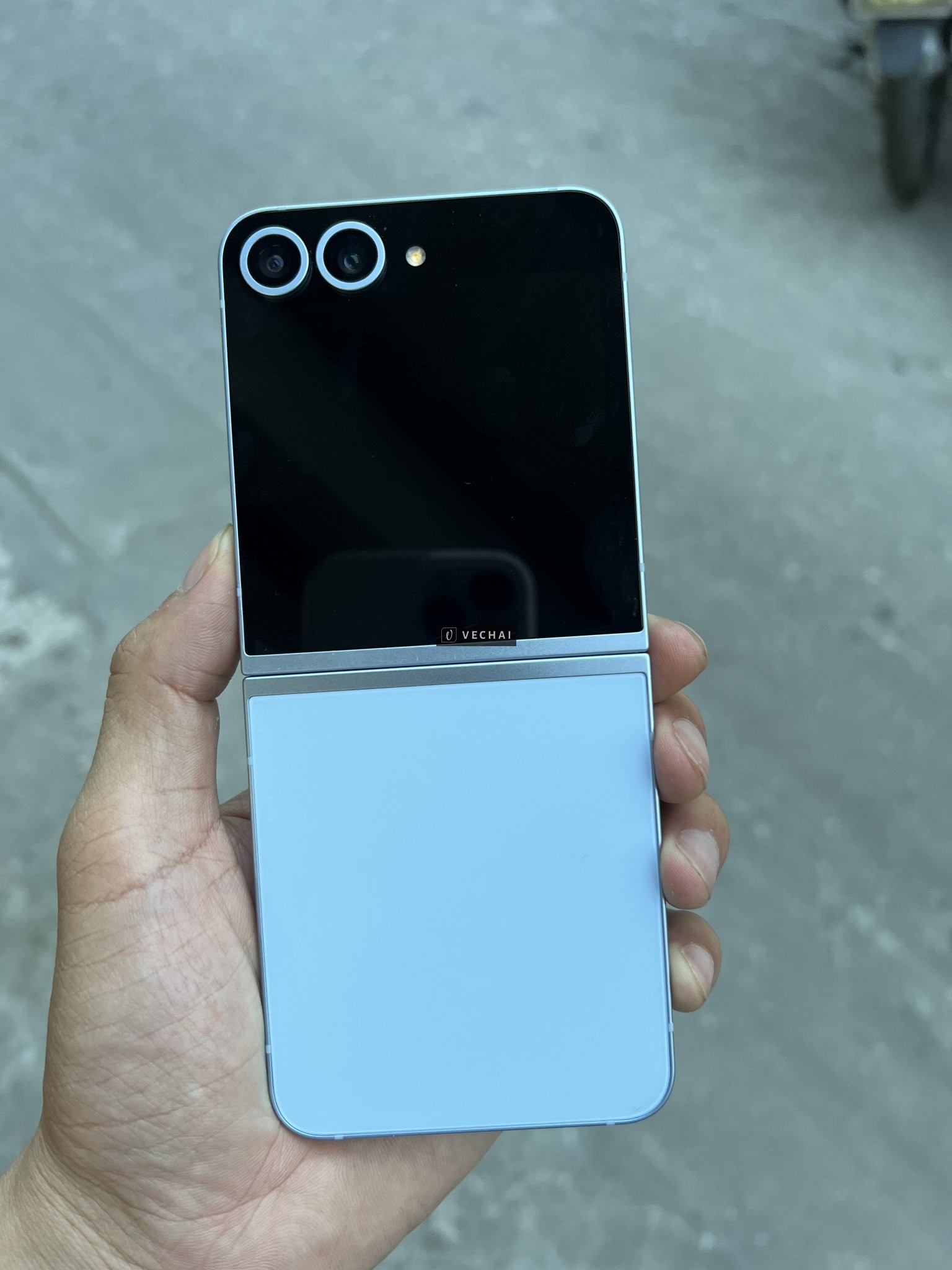 SAMSUNG GALAXY ZFLIP 6