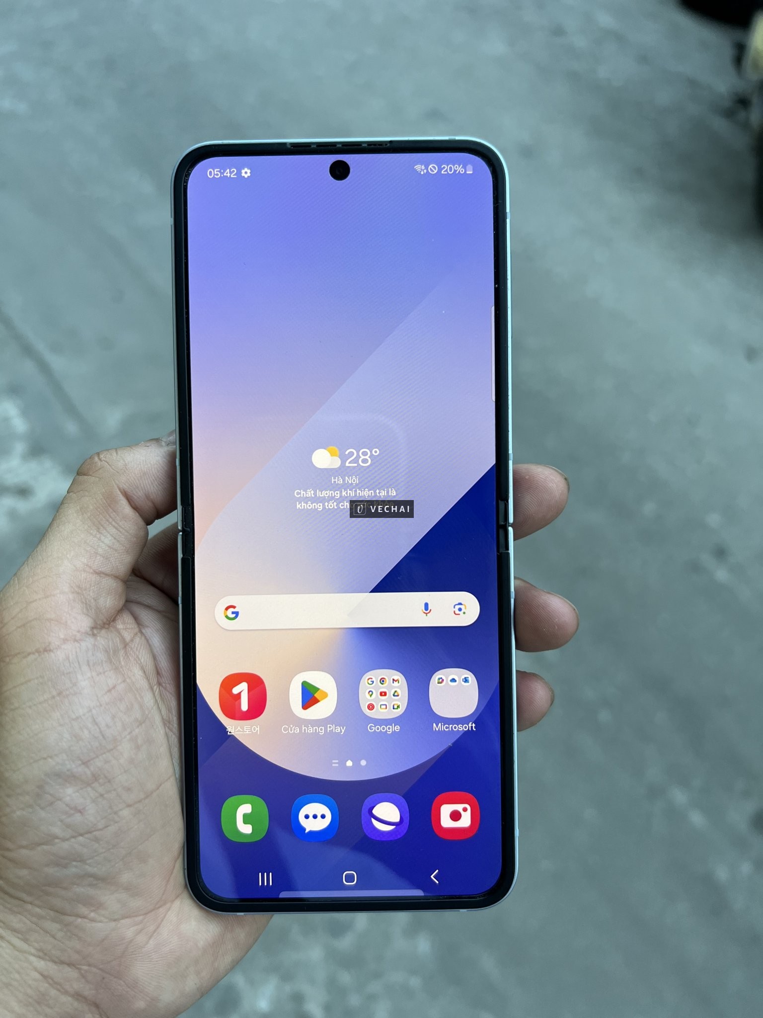 SAMSUNG GALAXY ZFLIP 6