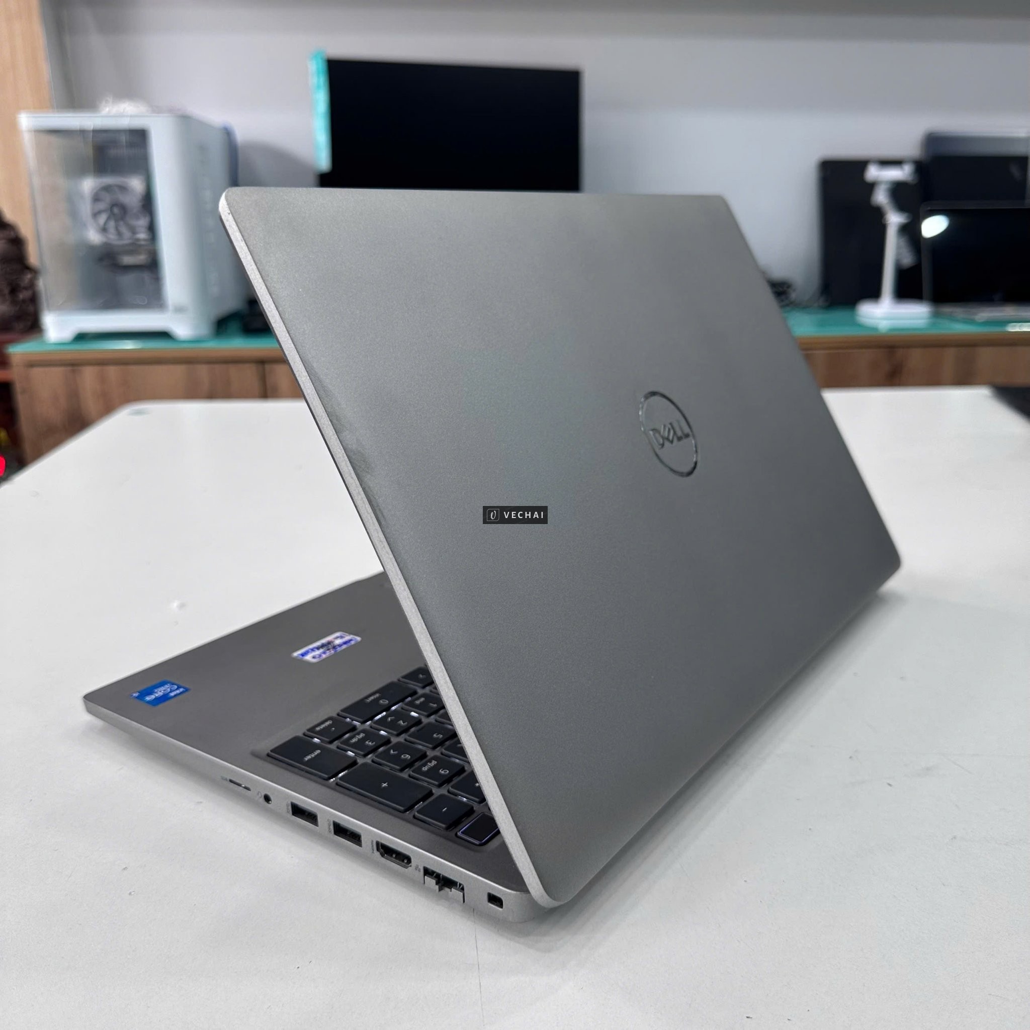 Laptop văn phòng Dell Latitude 5520 Core i5-1145G7 | Màn 15.6 inch FHD Touch