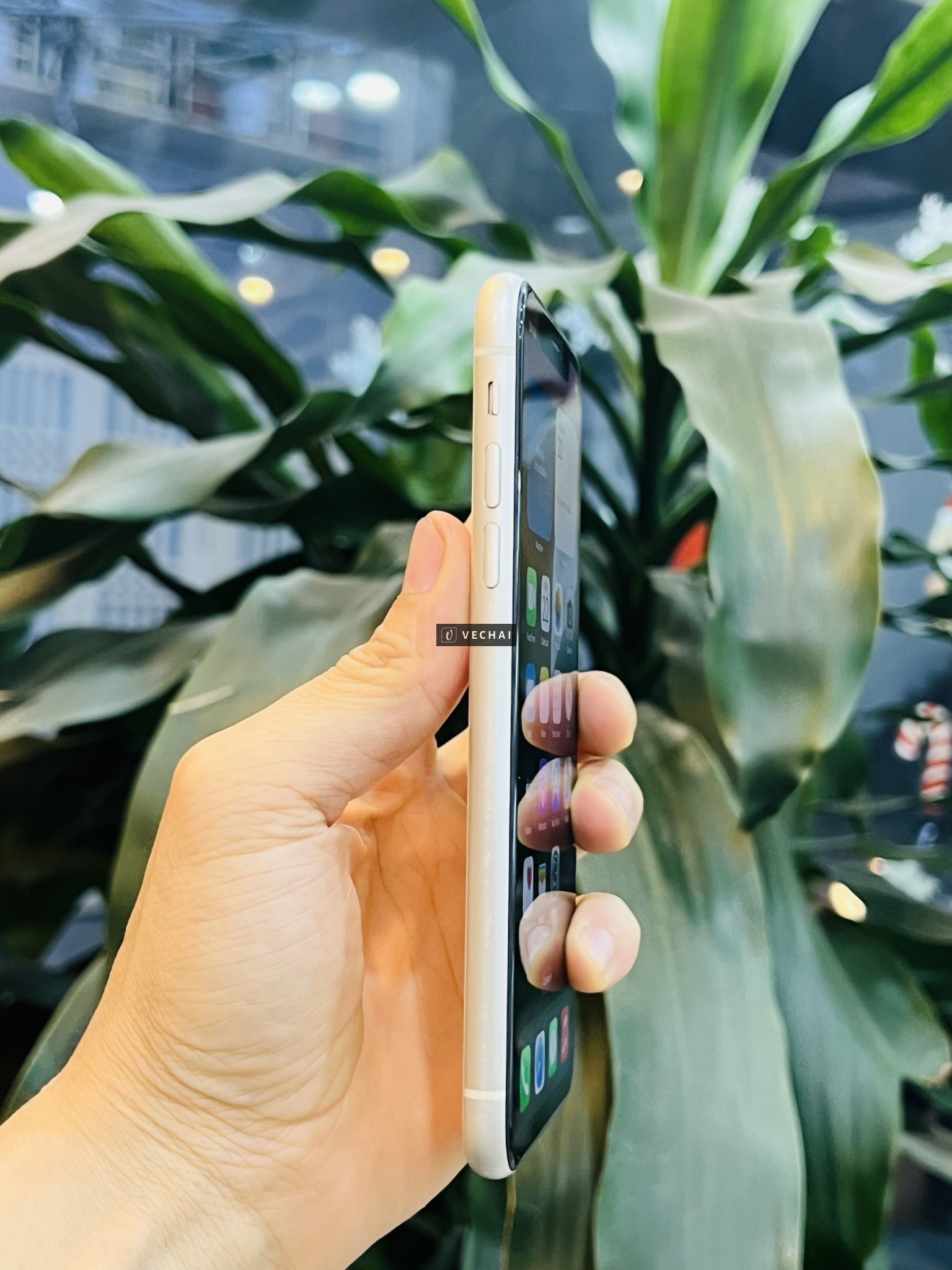 iPHONE 11 64GB TRẮNG TRONG QUỐC TẾ PIN 100%  – Pin new 100% dung lượng thoải mái sử dụng – Tiện lợi