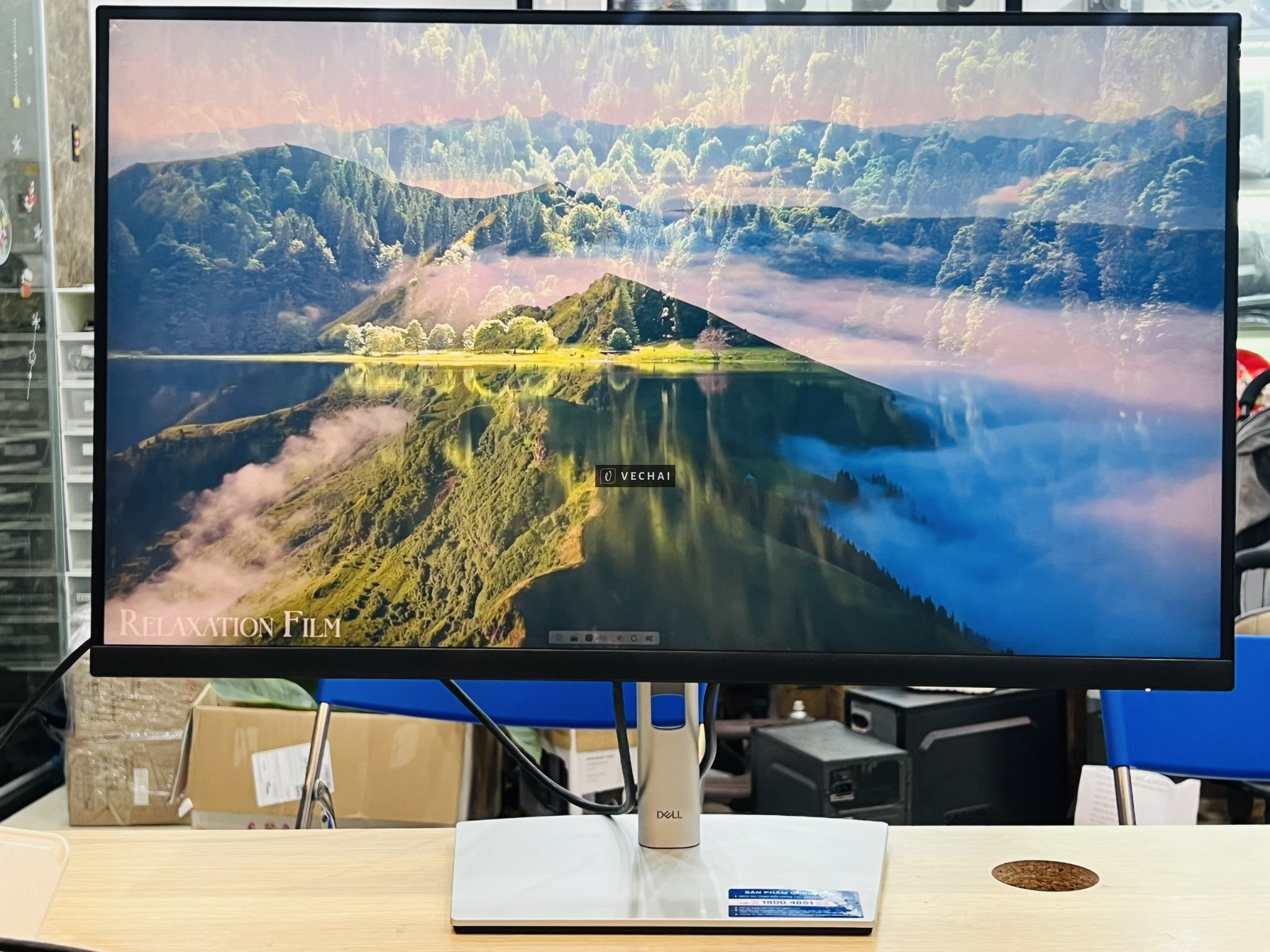 Thanh Lí Bộ PC Chip intel  I5 12400F RAM 16 SSD 256G VGA RX6600 8G 2 Fan + màn Dell  P2723D  27” 2K