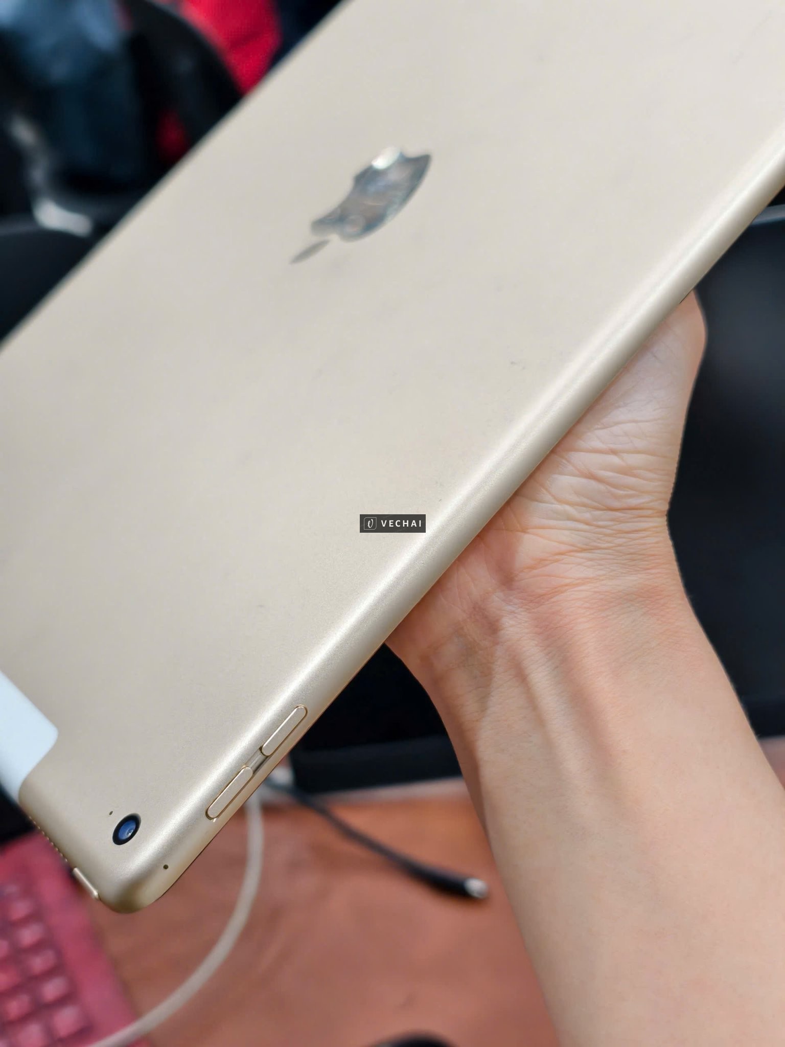 Ipad Pro 12.9 inch Thế hệ 1 bản 4G + 128gb gold đã bypass đẹp 98%