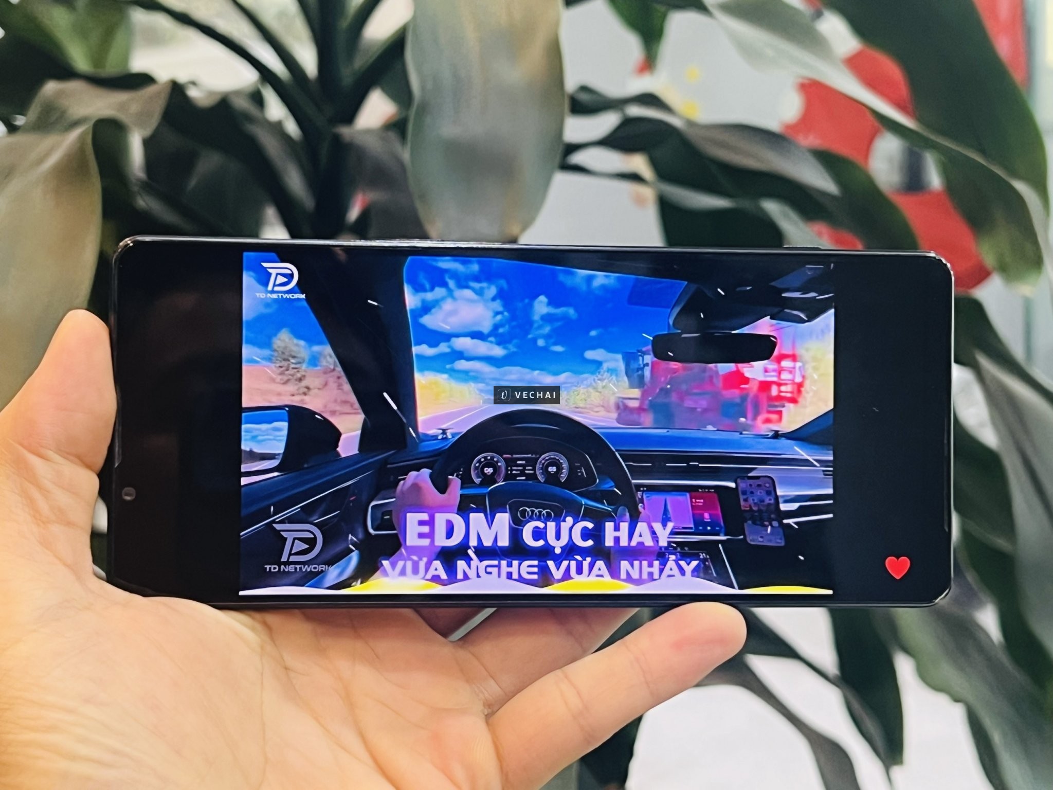 Sony XPeria 1 Mark 4 Snapdragon 8 gen 1 màn OLED 4K 120Hz