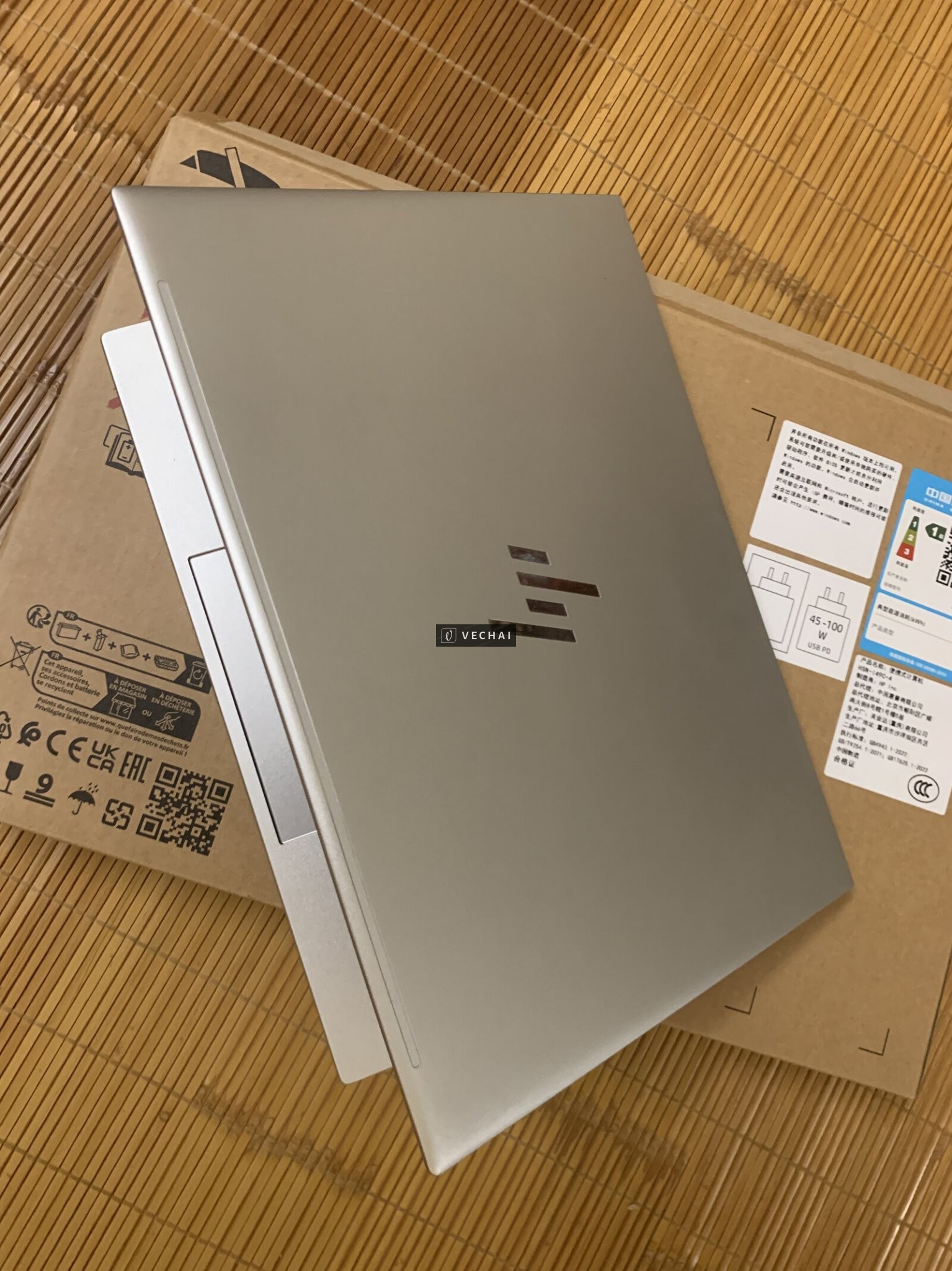 Thanh lý laptop HP elitebook 845G11