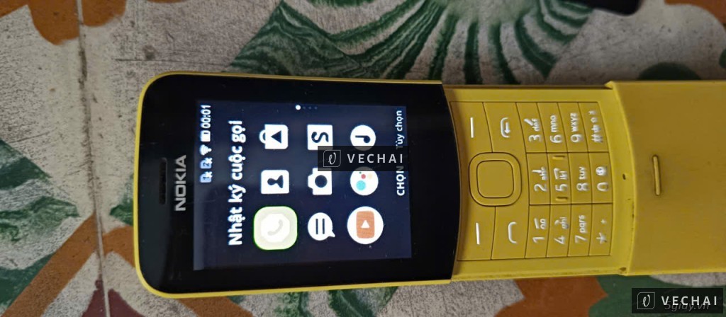 Ve chai đt Nokia chuối 8110 4G pin phù còn lại tốt hết.
