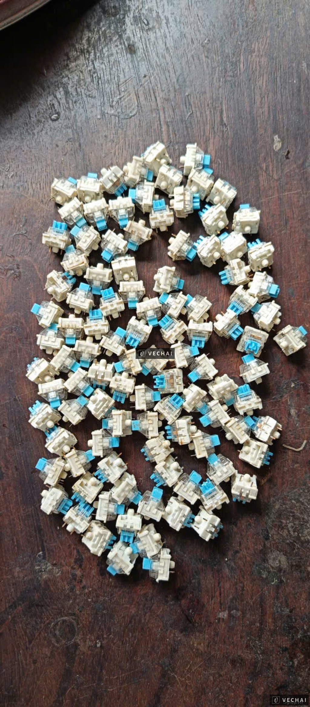 nút bàn phím cơ còn tốt