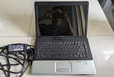 Compaq Presario CQ40 chính hãng kèm Sạc Adapter