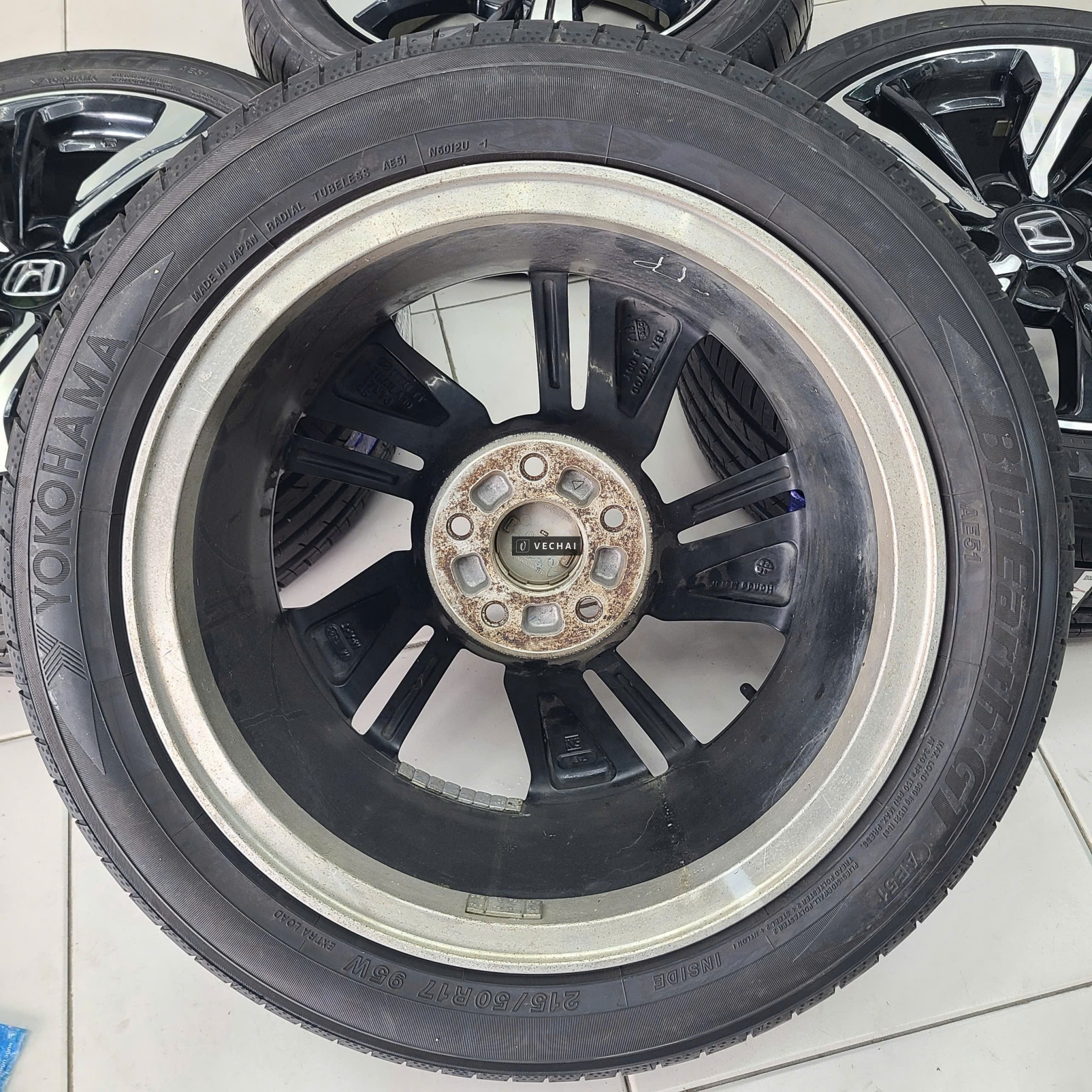 Thanh lý mâm lốp cho Honda Civic kèm lốp Yokohama 215/50R17
