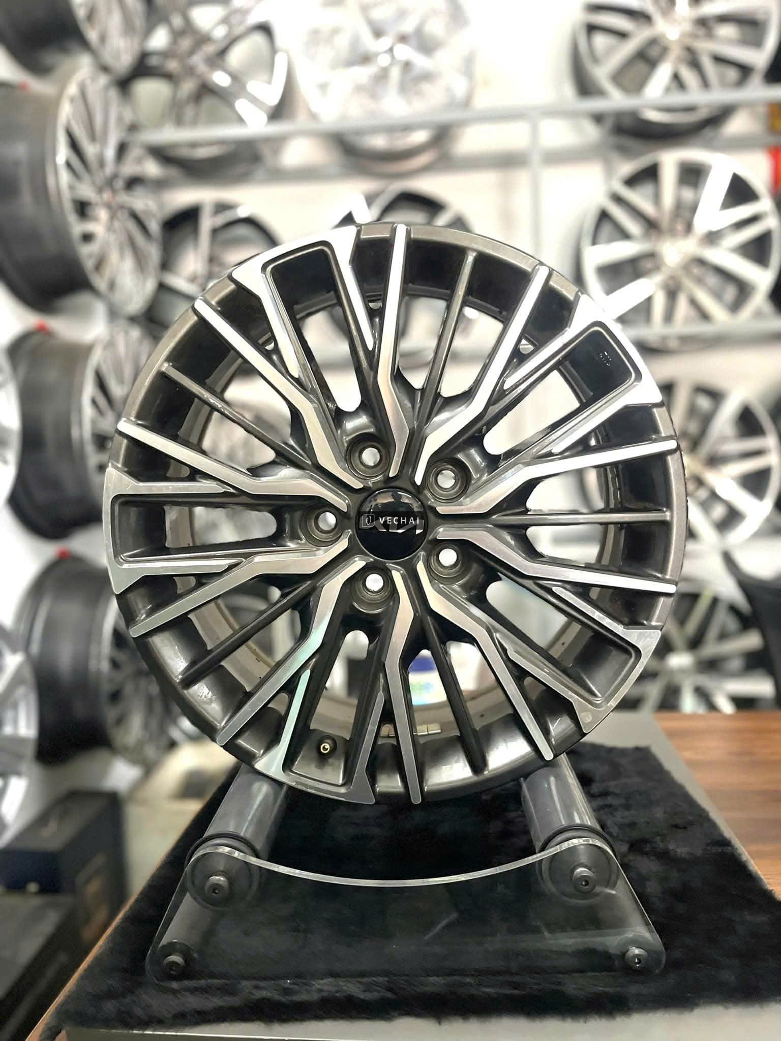 Thanh lý 4 mâm zin KIA K3 kích thước 17 inch