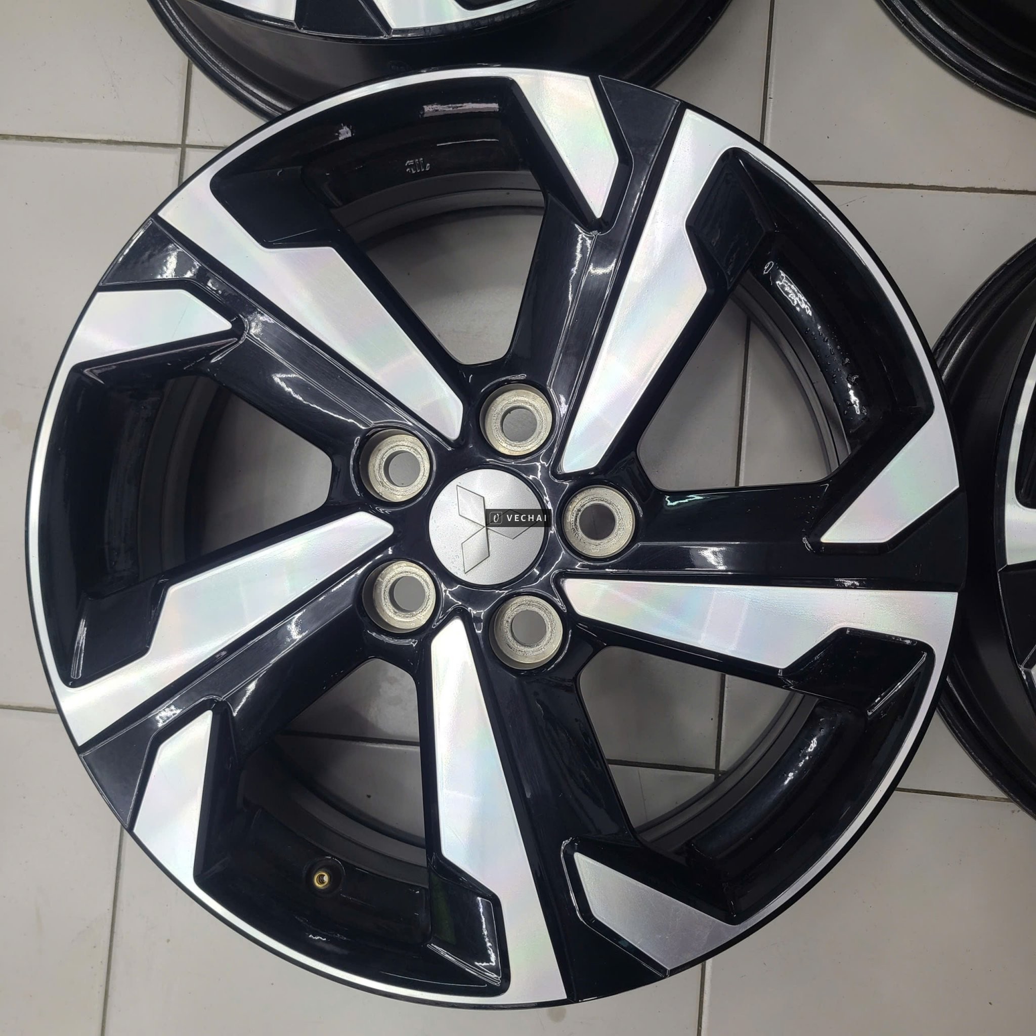 Thanh lý 4 mâm zin Xpander kích thước 17 inch hàng tháo xe