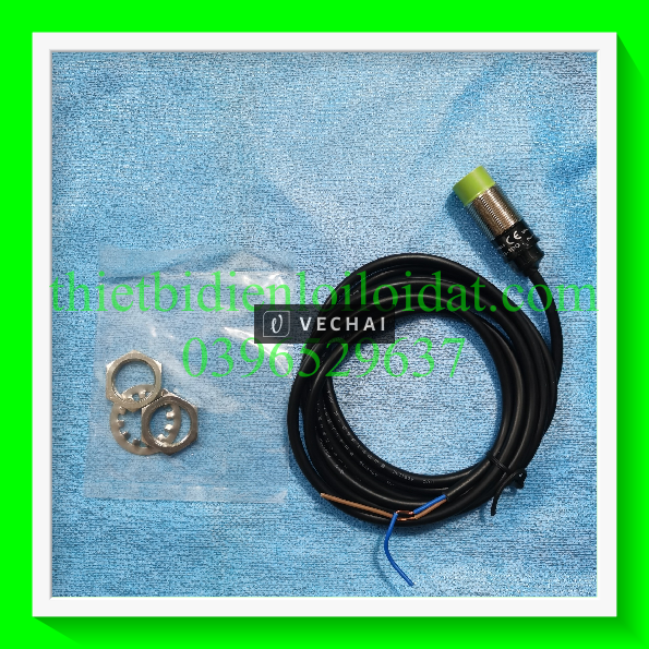 Cảm biến tiệm cận Autonics PRT18-8DO