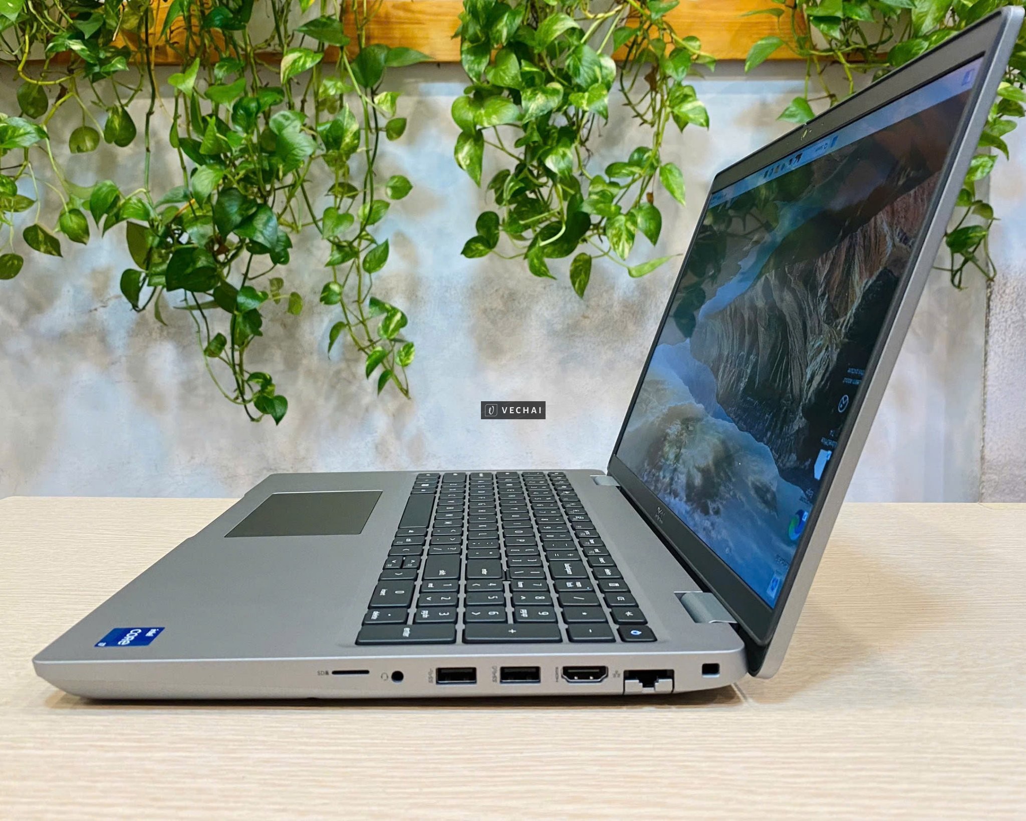 DELL PRECISION 3561 – Laptop Lập Trình, AI, Đồ Họa Chuẩn Chuyên Nghiệp