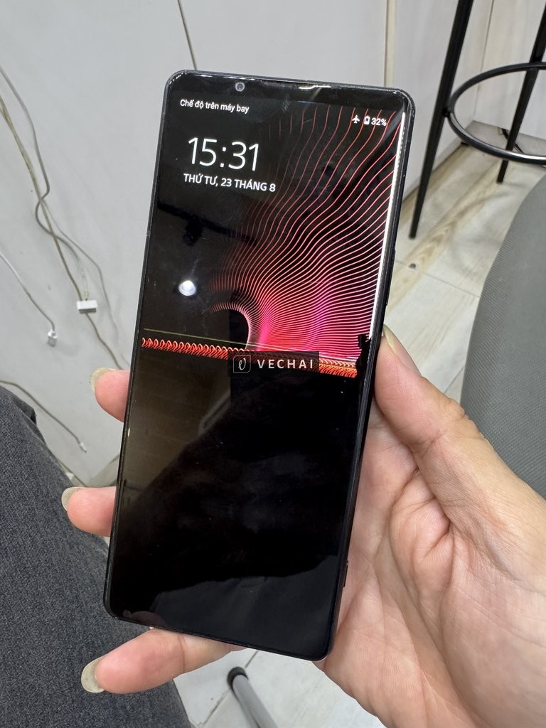Bán Sony Xperia 1 III hư màn 600k