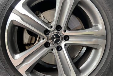 Thanh lý bộ mâm lốp Mercedes GLC kèm lốp pirelli 235/60/18