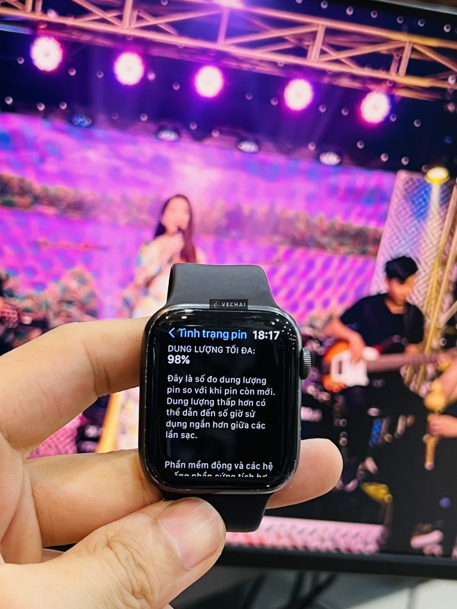 APPLE WATCH SERI 5 44MM THA HỒ SỬ DỤNG GIÁ HỢP LÝ – Bản chính hãng VNA luôn  – Pin trâu bò 98% quá k