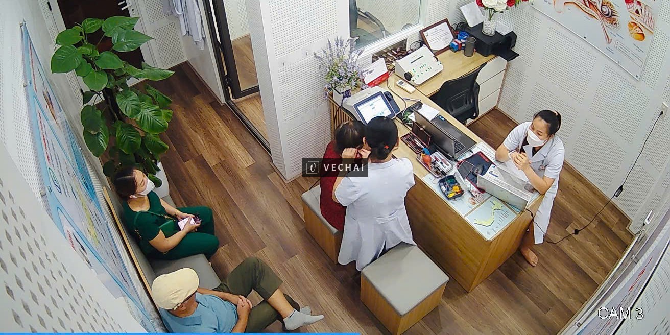 Máy trợ thính pin sạc – Giải pháp mới cho người cao tuổi