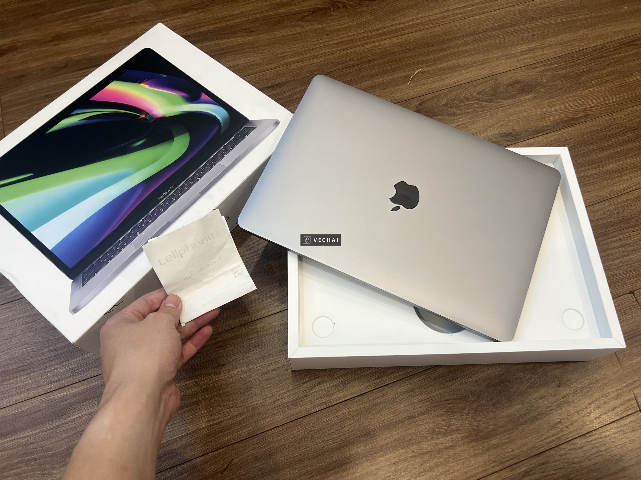 Pass MacBook Pro M1 8/256 fullbox + Giấy tờ mua bán
