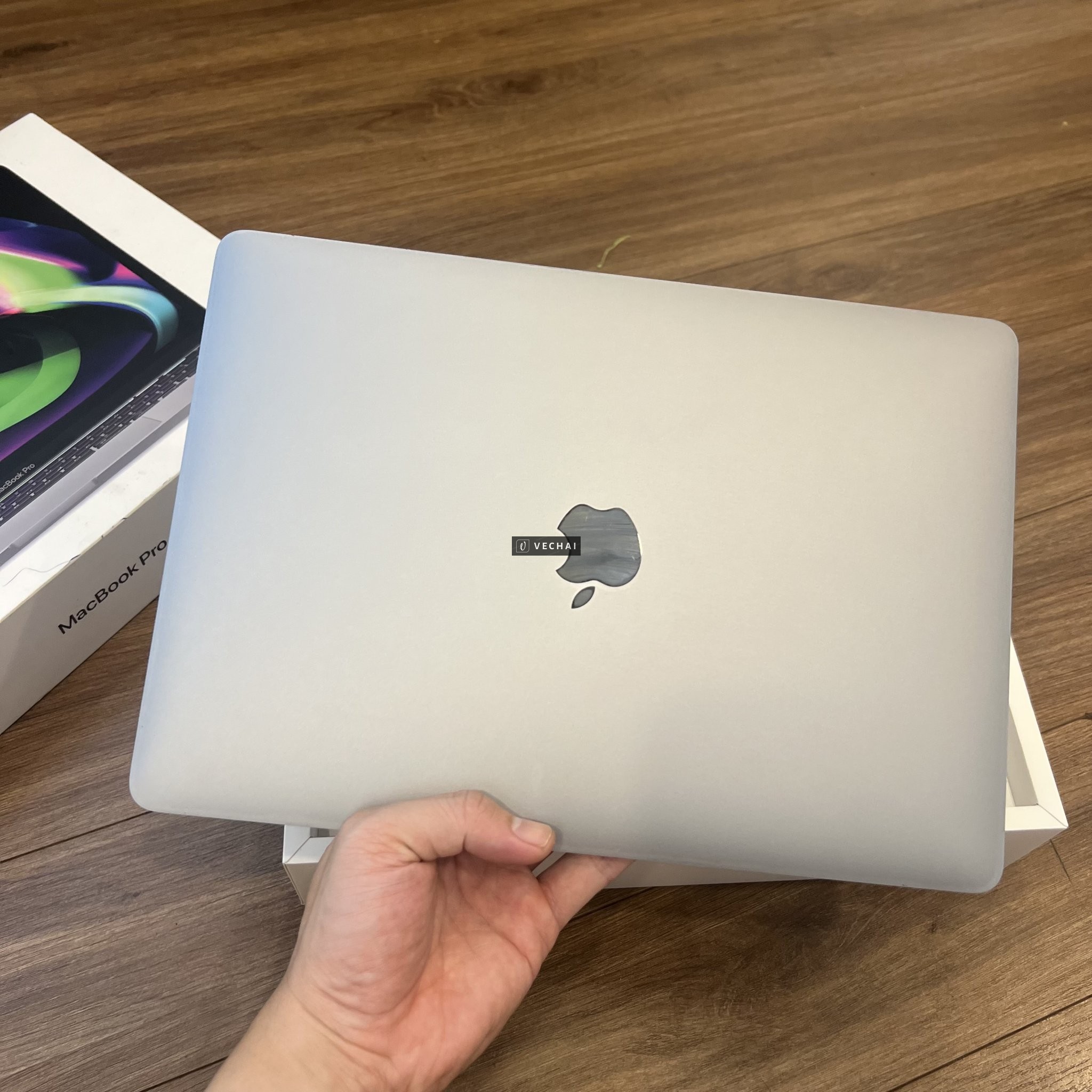 Pass MacBook Pro M1 8/256 fullbox + Giấy tờ mua bán