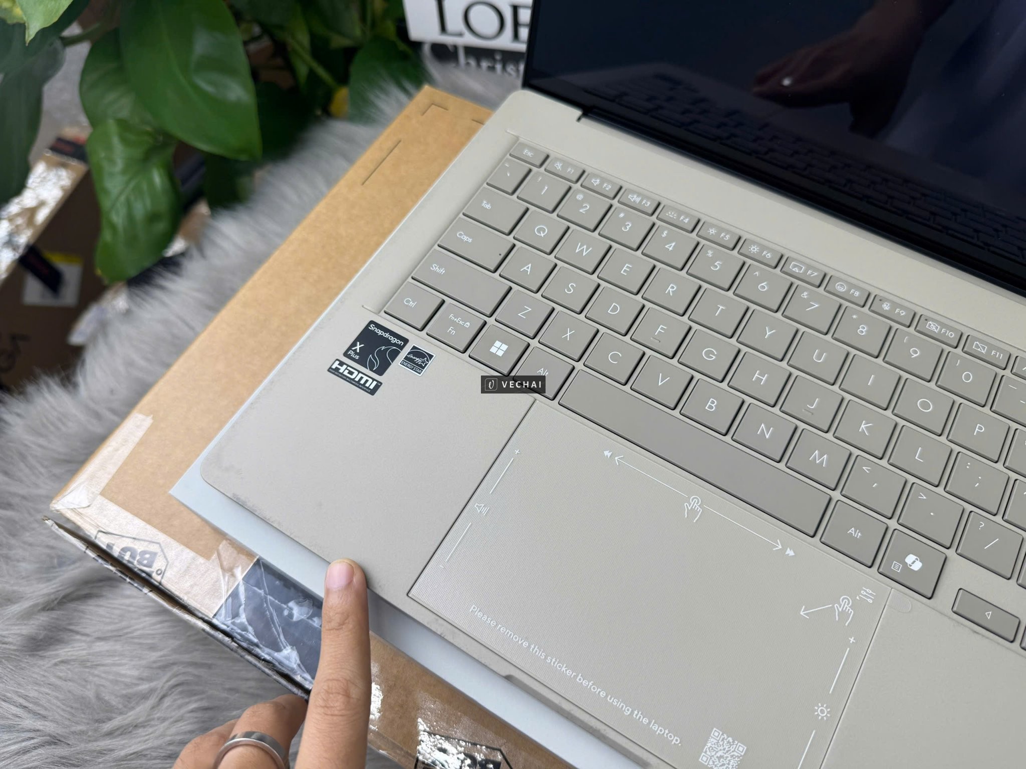 – ASUS Zenbook A14 2025 | Snapdragon X Plus – 16GB/ 512GB/ FHD -400 nits OLED/ CAM IR LED/ PIN 68K