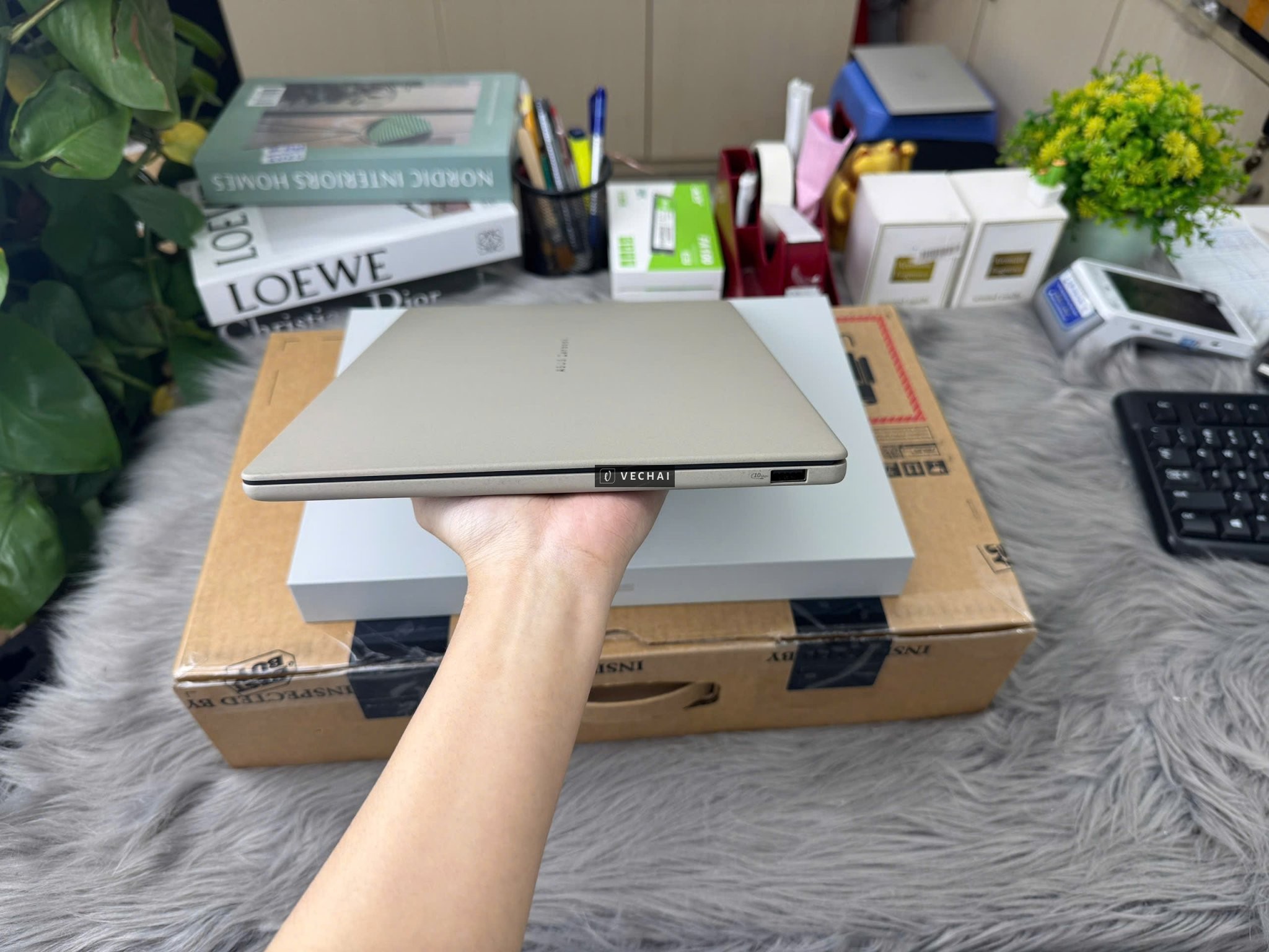 – ASUS Zenbook A14 2025 | Snapdragon X Plus – 16GB/ 512GB/ FHD -400 nits OLED/ CAM IR LED/ PIN 68K